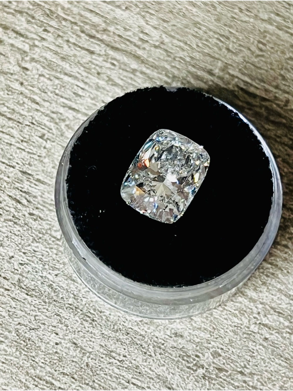 5.05 carat brilliant cushion cut (F VVS2) IGI certified lab diamond